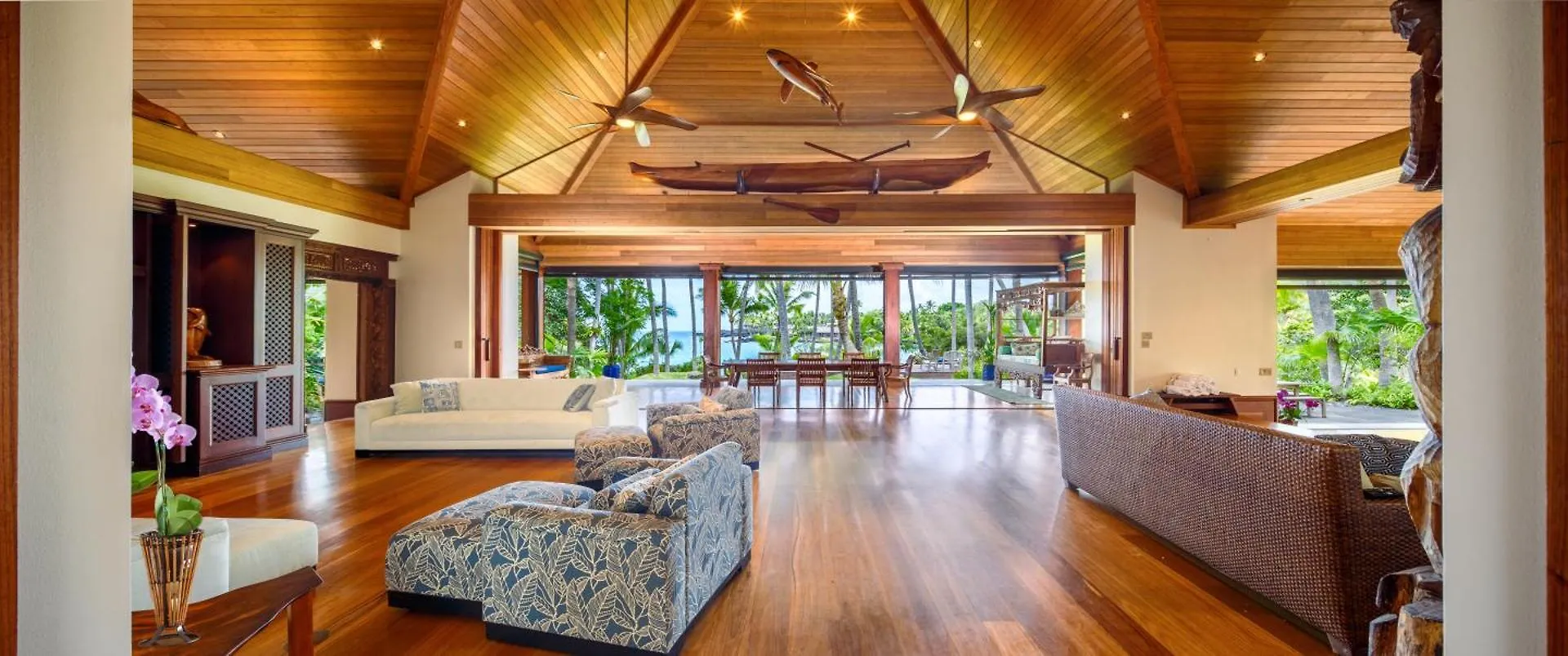 Kbm Resorts: Kona Bay House Stunning Ocean Front Estate Home Right On Keauhou Bay Kailua-Kona