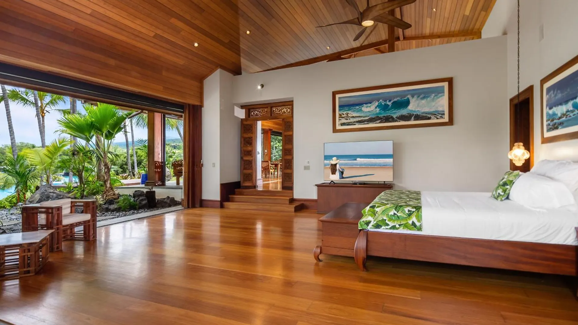 Kbm Resorts: Kona Bay House Stunning Ocean Front Estate Home Right On Keauhou Bay Kailua-Kona