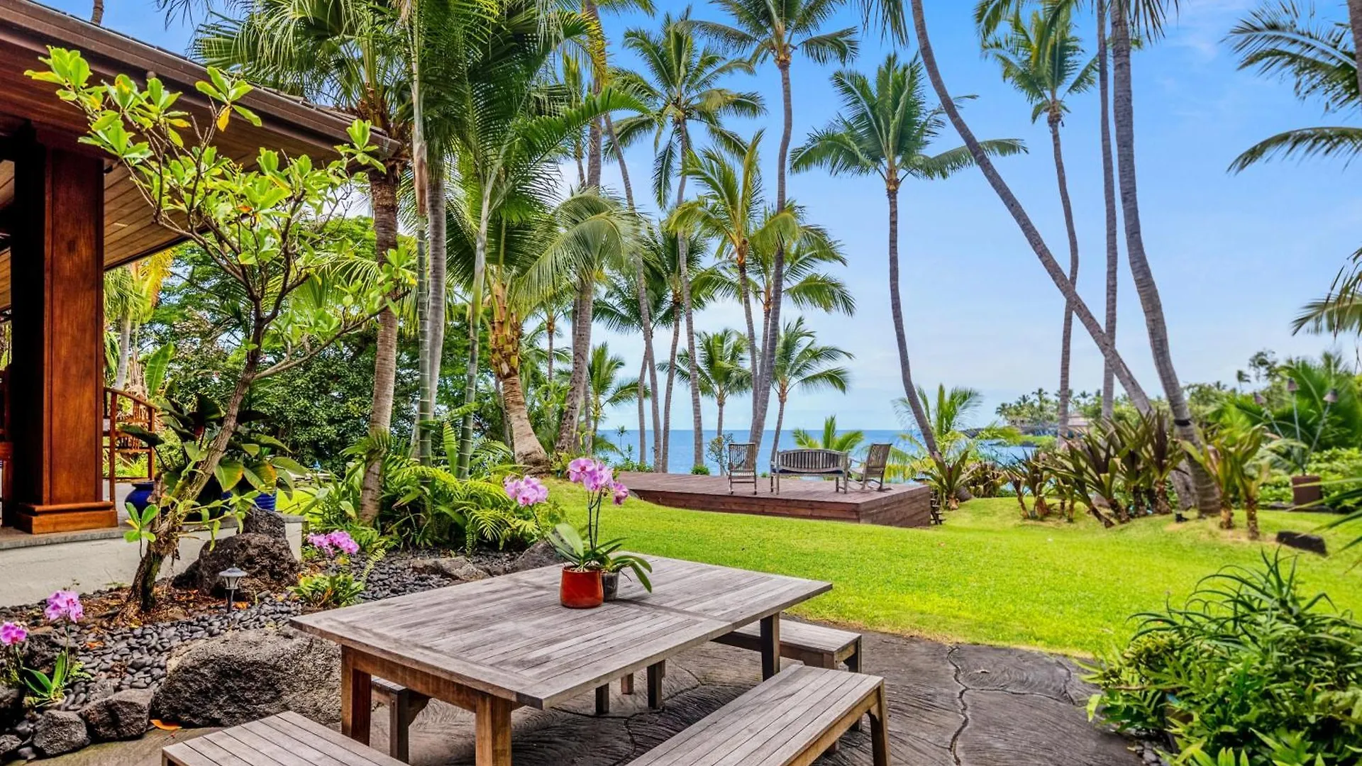 Kbm Resorts: Kona Bay House Stunning Ocean Front Estate Home Right On Keauhou Bay Kailua-Kona
